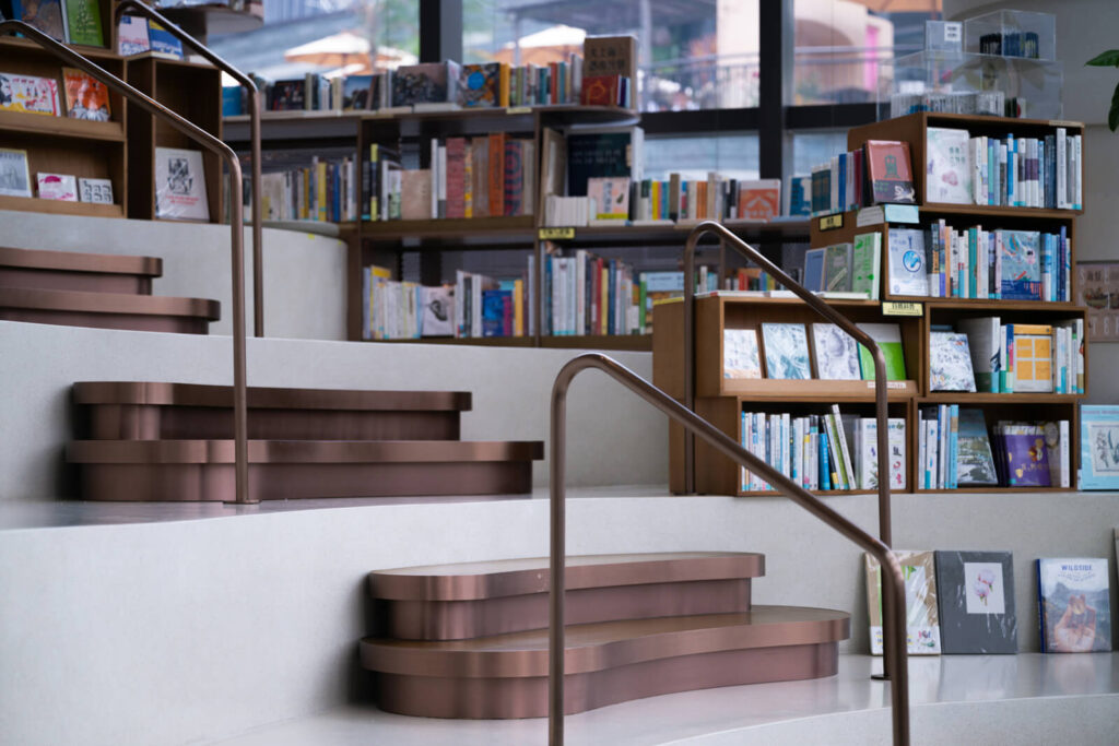 JC Davis Power serves the education industry.